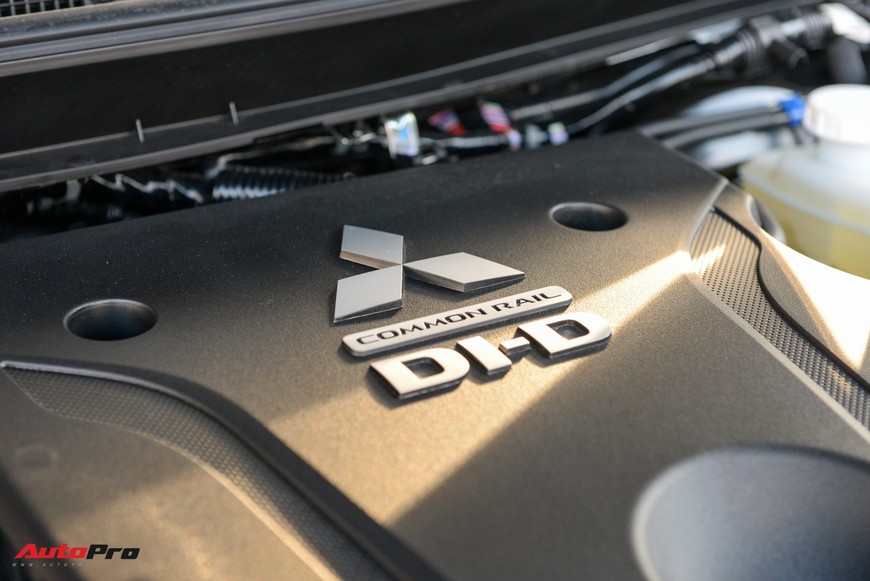 Đánh giá nhanh Mitsubishi Triton 2019 - Cuộc lột xác tất tay và tham vọng 15% thị phần tại Việt Nam - Ảnh 7.