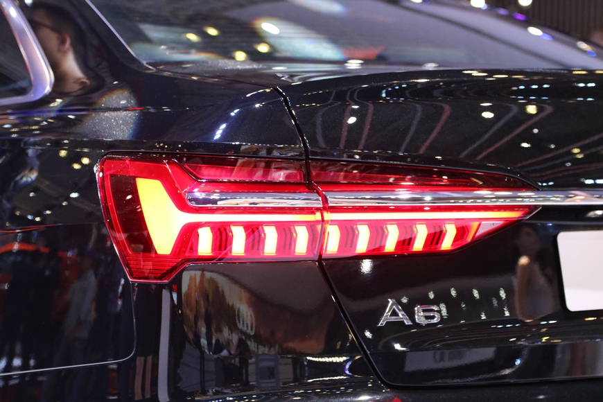 Khám phá Audi A6 thế hệ mới - Đối trọng của Mercedes-Benz E-Class và BMW 5-Series tại Việt Nam - Ảnh 7. Khám phá Audi A6 thế hệ mới - Đối trọng của Mercedes-Benz E-Class và BMW 5-Series tại Việt Nam - Ảnh 7.