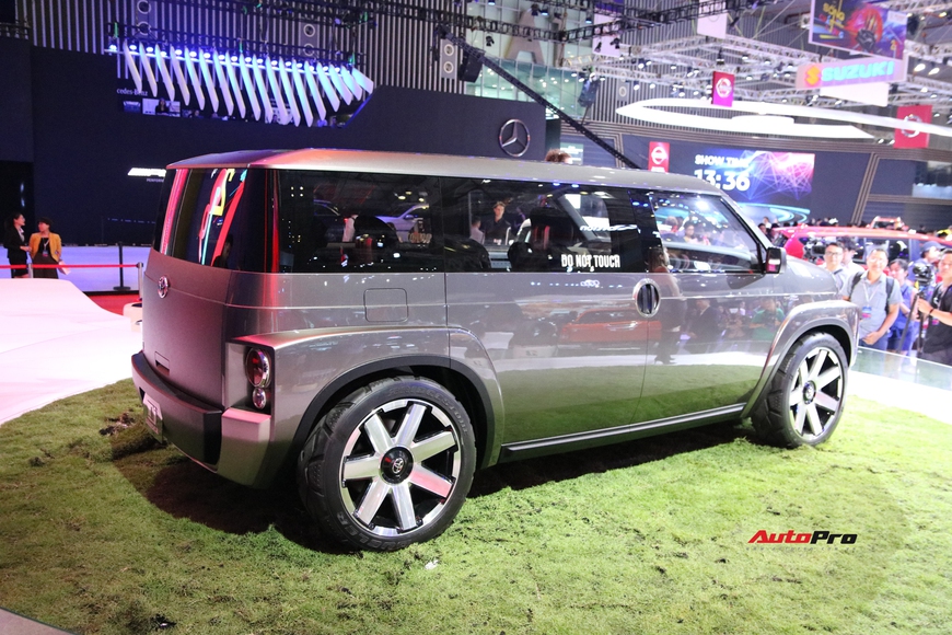 Cận cảnh Toyota Tj Cruiser - SUV 7 chỗ siêu rộng cho người Việt - Ảnh 2. Cận cảnh Toyota Tj Cruiser - SUV 7 chỗ siêu rộng cho người Việt - Ảnh 2.