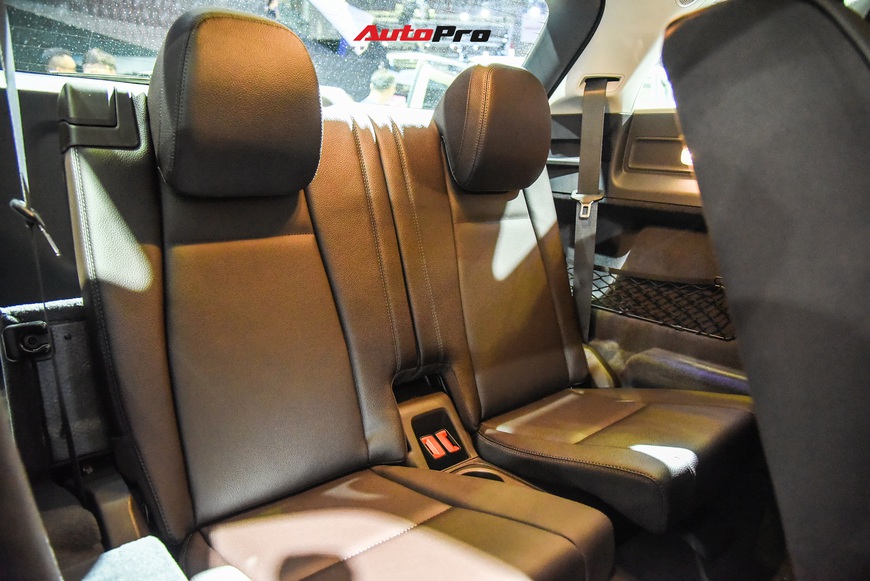 Ra mắt Mercedes-Benz GLE hoàn toàn mới, nhập khẩu Mỹ, giá bán 4,369 tỷ đồng - Ảnh 5. Ra mắt Mercedes-Benz GLE hoàn toàn mới, nhập khẩu Mỹ, giá bán 4,369 tỷ đồng - Ảnh 5.