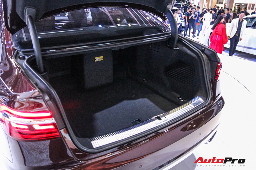 Tìm hiểu nhanh Audi A8L mới về Việt Nam - Quyết đấu BMW 7-Series và Mercedes-Benz S-Class - Ảnh 8. Tìm hiểu nhanh Audi A8L mới về Việt Nam - Quyết đấu BMW 7-Series và Mercedes-Benz S-Class - Ảnh 8.
