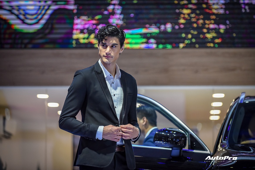 Dàn soái car khiến chị em đứng ngồi không yên khi xem xe tại VMS 2019 - Ảnh 5. Dàn soái car khiến chị em đứng ngồi không yên khi xem xe tại VMS 2019 - Ảnh 5.