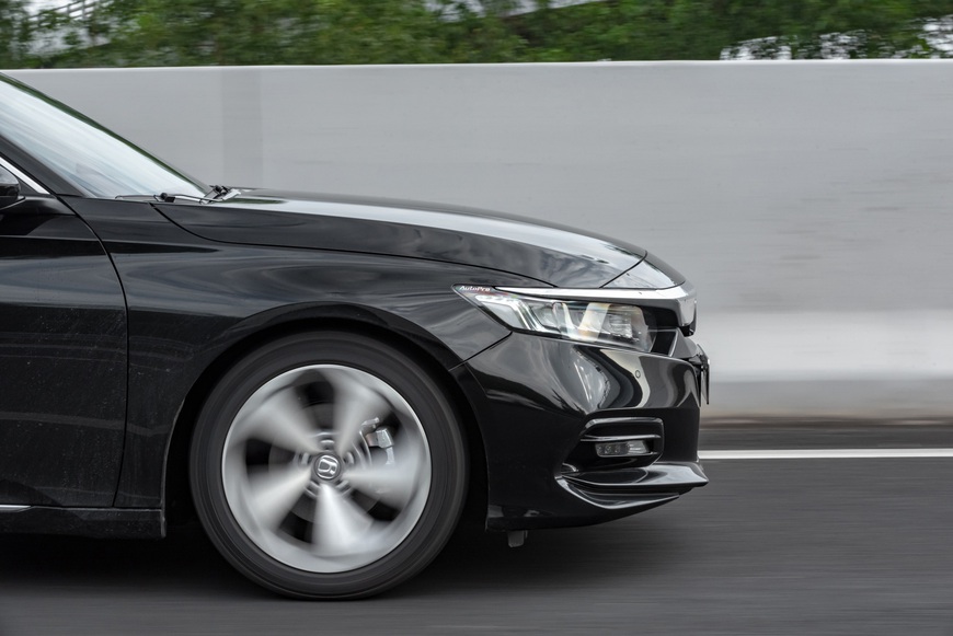 Thử ‘điên mới mua Honda Accord 2020’ một lần xem hơn 1,3 tỷ đánh đổi điều gì - Ảnh 4. Thử ‘điên mới mua Honda Accord 2020’ một lần xem hơn 1,3 tỷ đánh đổi điều gì - Ảnh 4.
