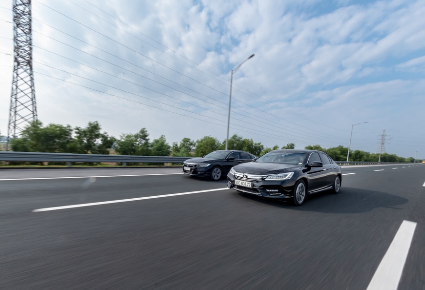 Thử ‘điên mới mua Honda Accord 2020’ một lần xem hơn 1,3 tỷ đánh đổi điều gì - Ảnh 17. Thử ‘điên mới mua Honda Accord 2020’ một lần xem hơn 1,3 tỷ đánh đổi điều gì - Ảnh 17.