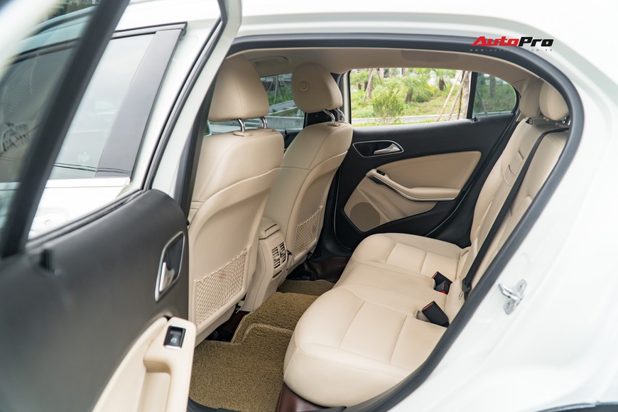 Sau 23.000 km, chiếc SUV này của Mercedes-Benz hạ giá rẻ ngang Mazda CX-5 - Ảnh 10. Sau 23.000 km, chiếc SUV này của Mercedes-Benz hạ giá rẻ ngang Mazda CX-5 - Ảnh 10.