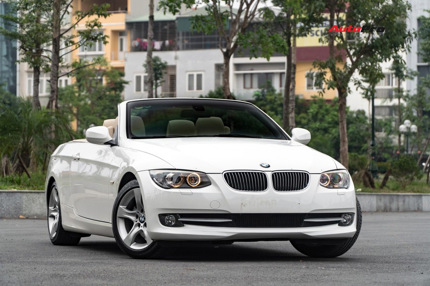 8 năm chỉ chạy 1 vạn km, đây là chiếc BMW 325i mui trần độc nhất vô nhị trên thị trường xe cũ - Ảnh 13. 8 năm chỉ chạy 1 vạn km, đây là chiếc BMW 325i mui trần độc nhất vô nhị trên thị trường xe cũ - Ảnh 13.
