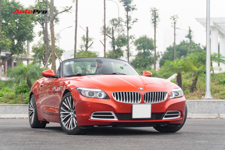 Bán BMW Z4 9 năm tuổi giá gần 1,3 tỷ đồng, chủ showroom tuyên bố: Không bớt cho bất kì ai - Ảnh 5. Bán BMW Z4 9 năm tuổi giá gần 1,3 tỷ đồng, chủ showroom tuyên bố: Không bớt cho bất kì ai - Ảnh 5.