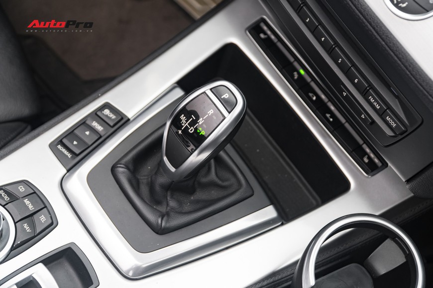 Bán BMW Z4 9 năm tuổi giá gần 1,3 tỷ đồng, chủ showroom tuyên bố: Không bớt cho bất kì ai - Ảnh 15. Bán BMW Z4 9 năm tuổi giá gần 1,3 tỷ đồng, chủ showroom tuyên bố: Không bớt cho bất kì ai - Ảnh 15.