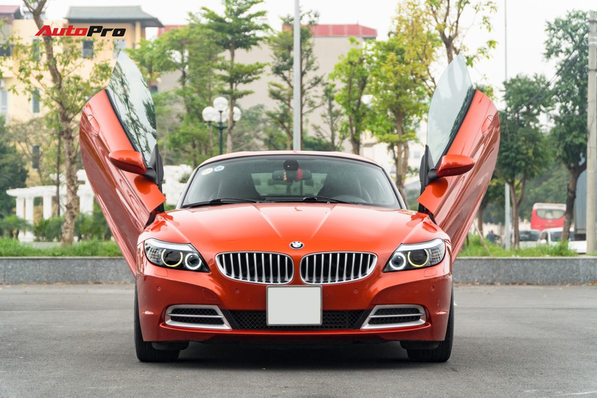 Bán BMW Z4 9 năm tuổi giá gần 1,3 tỷ đồng, chủ showroom tuyên bố: Không bớt cho bất kì ai - Ảnh 1. Bán BMW Z4 9 năm tuổi giá gần 1,3 tỷ đồng, chủ showroom tuyên bố: Không bớt cho bất kì ai - Ảnh 1.