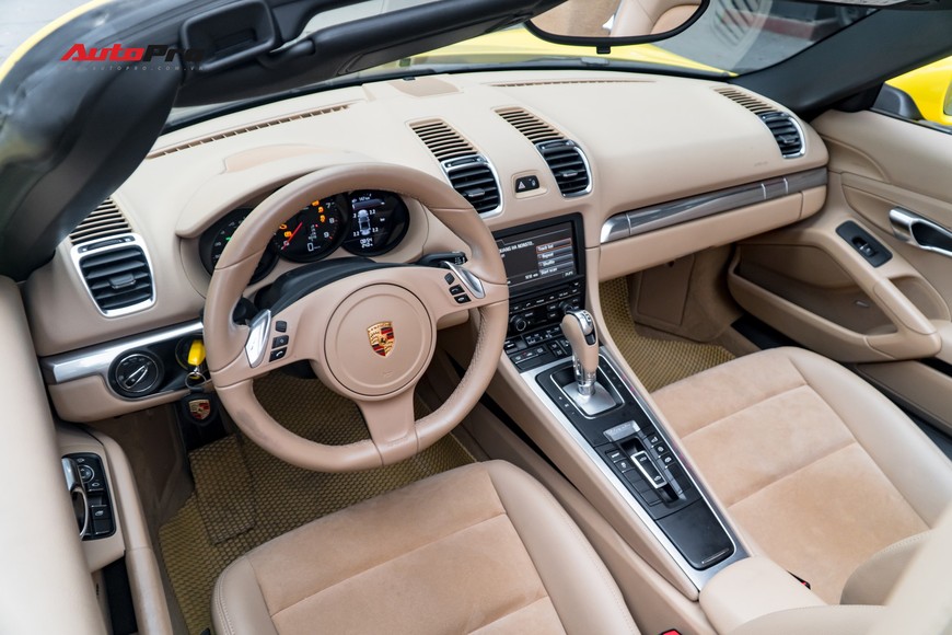 Porsche Boxster mới đi hơn 11.000 km rao bán giá 3,25 tỷ đồng tại Hà Nội - Ảnh 8. Porsche Boxster mới đi hơn 11.000 km rao bán giá 3,25 tỷ đồng tại Hà Nội - Ảnh 8.