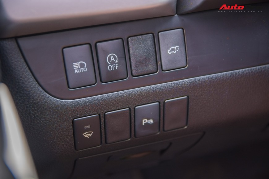 Toyota Highlander Limited 2019 đầu tiên giá hơn 4 tỷ đồng về Việt Nam: Động cơ V6, nhập khẩu Mỹ - Ảnh 12. Toyota Highlander Limited 2019 đầu tiên giá hơn 4 tỷ đồng về Việt Nam: Động cơ V6, nhập khẩu Mỹ - Ảnh 12.