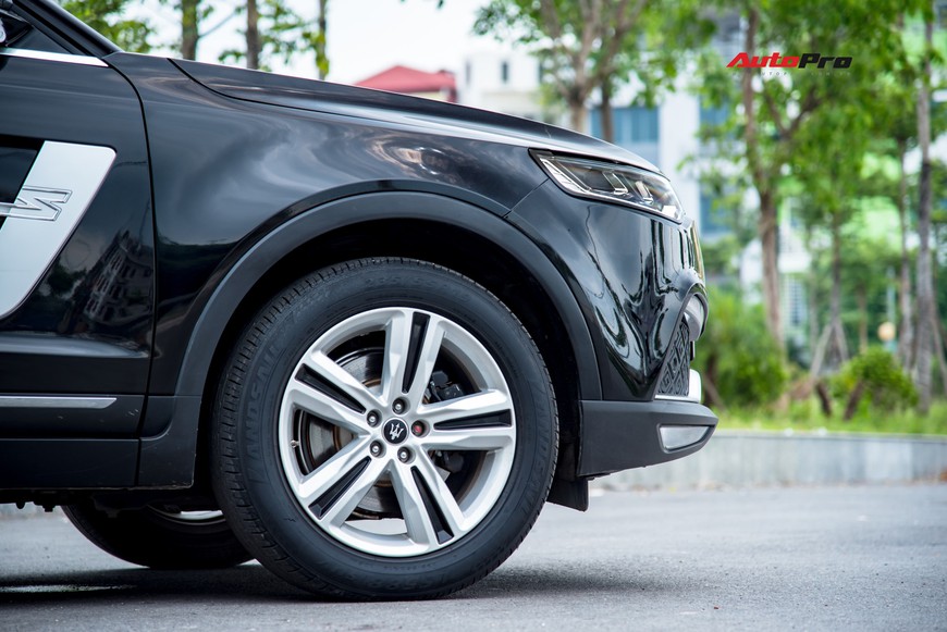 Trải nghiệm nhanh Zotye Z8 - SUV Trung Quốc gây tranh cãi tại Việt Nam - Ảnh 3. Trải nghiệm nhanh Zotye Z8 - SUV Trung Quốc gây tranh cãi tại Việt Nam - Ảnh 3.