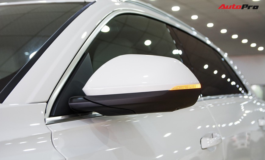 Mục sở thị Audi Q8 2019 đầu tiên Việt Nam, nổi bật với dàn loa hơn 100 triệu đồng - Ảnh 8. Mục sở thị Audi Q8 2019 đầu tiên Việt Nam, nổi bật với dàn loa hơn 100 triệu đồng - Ảnh 8.