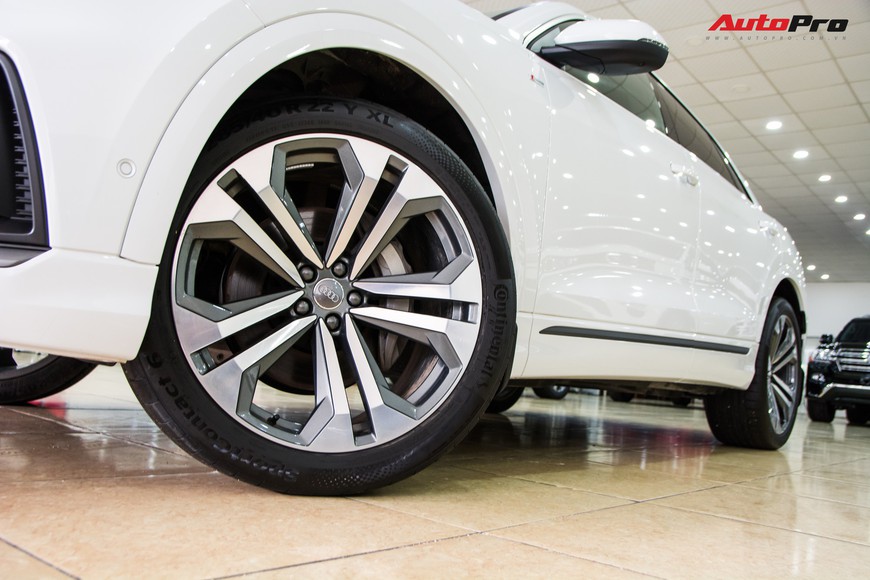 Mục sở thị Audi Q8 2019 đầu tiên Việt Nam, nổi bật với dàn loa hơn 100 triệu đồng - Ảnh 9. Mục sở thị Audi Q8 2019 đầu tiên Việt Nam, nổi bật với dàn loa hơn 100 triệu đồng - Ảnh 9.