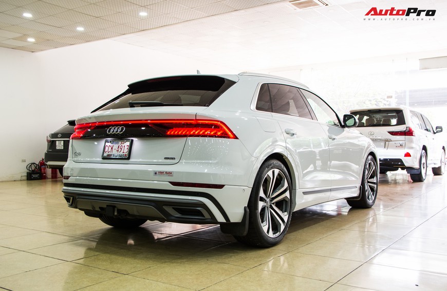 Mục sở thị Audi Q8 2019 đầu tiên Việt Nam, nổi bật với dàn loa hơn 100 triệu đồng - Ảnh 10. Mục sở thị Audi Q8 2019 đầu tiên Việt Nam, nổi bật với dàn loa hơn 100 triệu đồng - Ảnh 10.