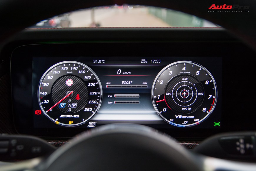 Chi tiết Mercedes-AMG G63 2019 giá 13 tỷ đồng: Mẫu SUV hạng sang liên tục cháy hàng khi về nước - Ảnh 7. Chi tiết Mercedes-AMG G63 2019 giá 13 tỷ đồng: Mẫu SUV hạng sang liên tục cháy hàng khi về nước - Ảnh 7.