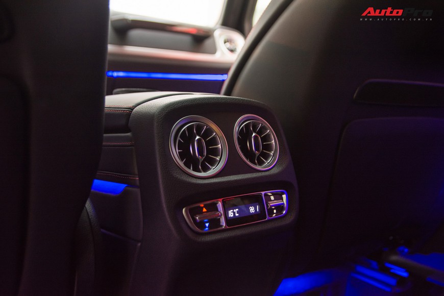 Chi tiết Mercedes-AMG G63 2019 giá 13 tỷ đồng: Mẫu SUV hạng sang liên tục cháy hàng khi về nước - Ảnh 13. Chi tiết Mercedes-AMG G63 2019 giá 13 tỷ đồng: Mẫu SUV hạng sang liên tục cháy hàng khi về nước - Ảnh 13.