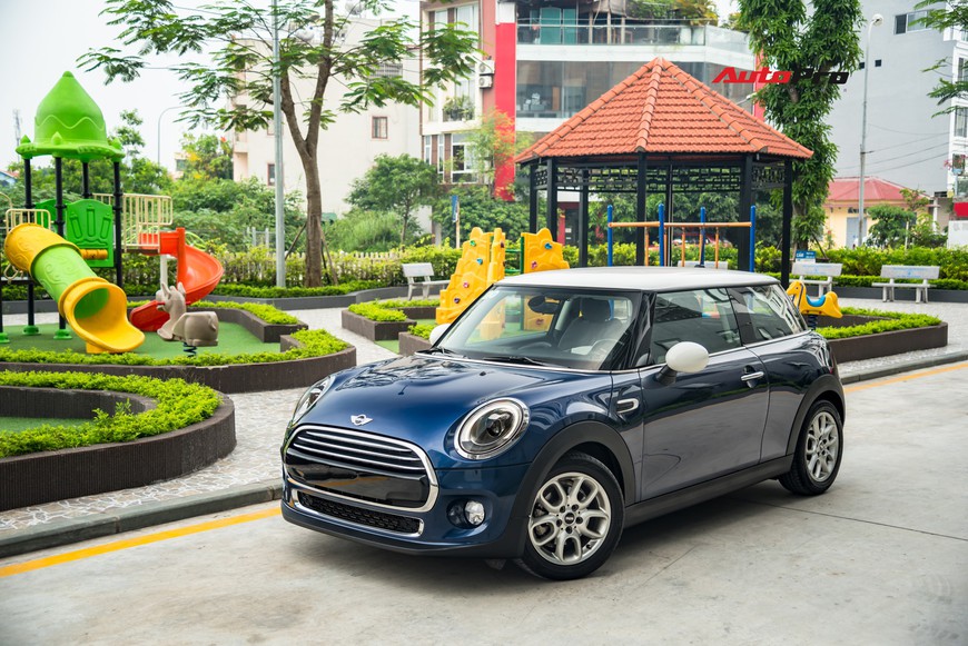 Trải nghiệm nhanh MINI Cooper 2017: Bỏ tiền tỷ mua niềm vui sau vô-lăng - Ảnh 12. Trải nghiệm nhanh MINI Cooper 2017: Bỏ tiền tỷ mua niềm vui sau vô-lăng - Ảnh 12.