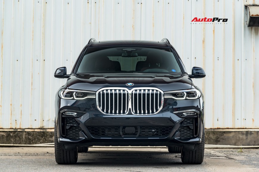 Diện kiến BMW X7 nhiều đồ chơi nhất Việt Nam giá gần 7 tỷ đồng - Ảnh 1. Diện kiến BMW X7 nhiều đồ chơi nhất Việt Nam giá gần 7 tỷ đồng - Ảnh 1.