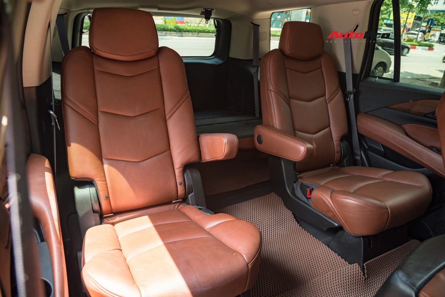 Cadillac Escalade 2015 giá 4,8 tỷ đồng - Khủng long Mỹ giữ chất sau 4 năm tuổi - Ảnh 10. Cadillac Escalade 2015 giá 4,8 tỷ đồng - Khủng long Mỹ giữ chất sau 4 năm tuổi - Ảnh 10.