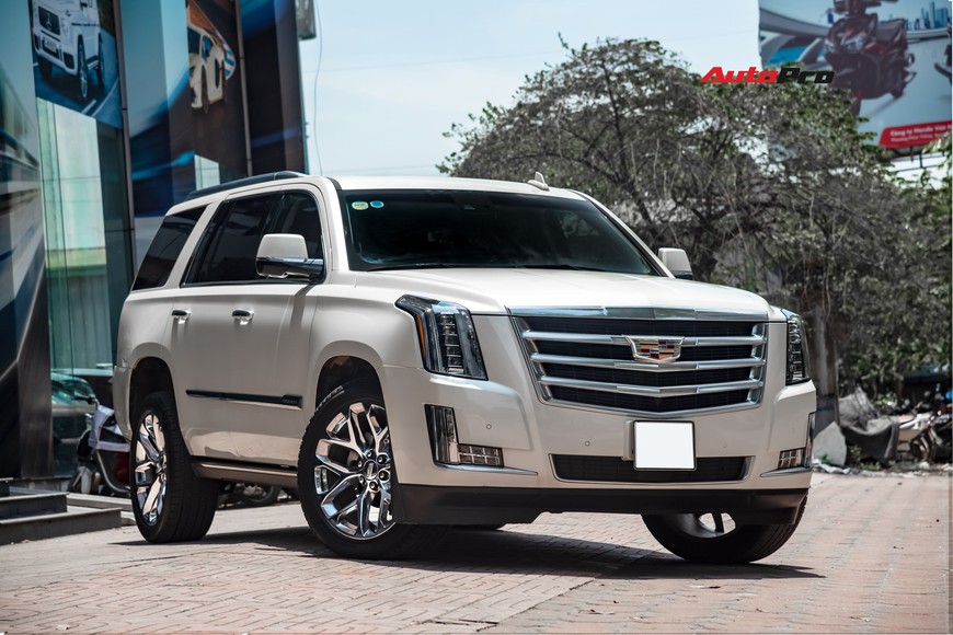 Cadillac Escalade 2015 giá 4,8 tỷ đồng - Khủng long Mỹ giữ chất sau 4 năm tuổi - Ảnh 12. Cadillac Escalade 2015 giá 4,8 tỷ đồng - Khủng long Mỹ giữ chất sau 4 năm tuổi - Ảnh 12.