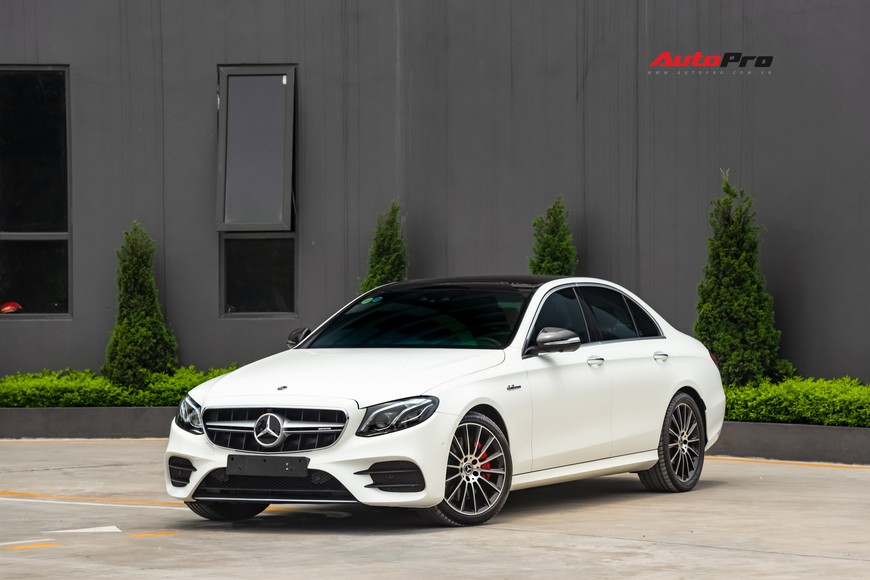 Đại gia Hà Nội bán Mercedes-Benz E300 AMG 2 năm tuổi chỉ lỗ 200 triệu là nhờ vào bí quyết này - Ảnh 7. Đại gia Hà Nội bán Mercedes-Benz E300 AMG 2 năm tuổi chỉ lỗ 200 triệu là nhờ vào bí quyết này - Ảnh 7.