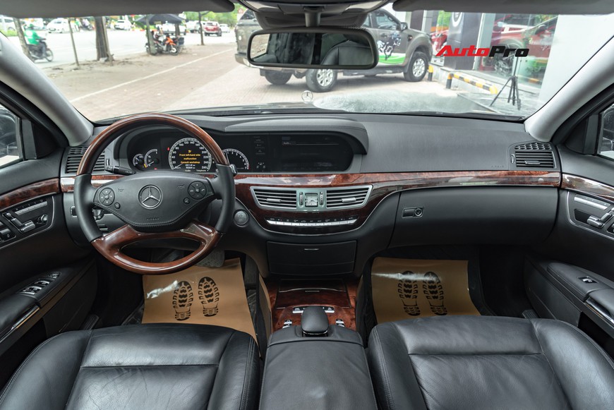 Mercedes-Benz S500 9 năm tuổi - Xe sang trong tầm giá Toyota Camry - Ảnh 6. Mercedes-Benz S500 9 năm tuổi - Xe sang trong tầm giá Toyota Camry - Ảnh 6.