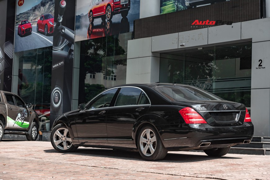 Mercedes-Benz S500 9 năm tuổi - Xe sang trong tầm giá Toyota Camry - Ảnh 4. Mercedes-Benz S500 9 năm tuổi - Xe sang trong tầm giá Toyota Camry - Ảnh 4.