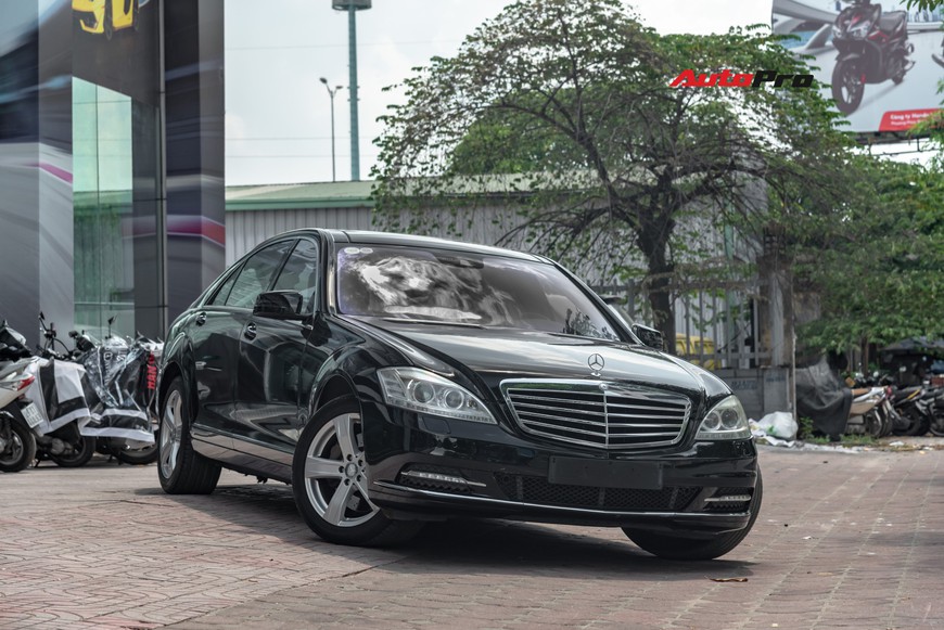 Mercedes-Benz S500 9 năm tuổi - Xe sang trong tầm giá Toyota Camry - Ảnh 2. Mercedes-Benz S500 9 năm tuổi - Xe sang trong tầm giá Toyota Camry - Ảnh 2.