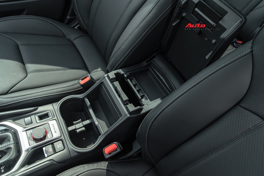 Đánh giá nhanh Subaru Forester 2019: Le lói cơ hội trước Honda CR-V và Mazda CX-5 - Ảnh 16. Đánh giá nhanh Subaru Forester 2019: Le lói cơ hội trước Honda CR-V và Mazda CX-5 - Ảnh 16.