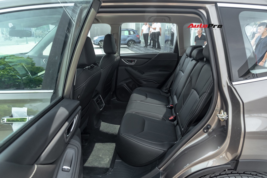 Đánh giá nhanh Subaru Forester 2019: Le lói cơ hội trước Honda CR-V và Mazda CX-5 - Ảnh 17. Đánh giá nhanh Subaru Forester 2019: Le lói cơ hội trước Honda CR-V và Mazda CX-5 - Ảnh 17.