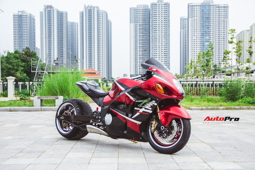 Khám phá Thần Gió Suzuki Hayabusa độ gắp kéo dài duy nhất tại Hà Nội cùng lời chia sẻ của chủ nhân sau hơn 1 năm sử dụng - Ảnh 2. Khám phá Thần Gió Suzuki Hayabusa độ gắp kéo dài duy nhất tại Hà Nội cùng lời chia sẻ của chủ nhân sau hơn 1 năm sử dụng - Ảnh 2.