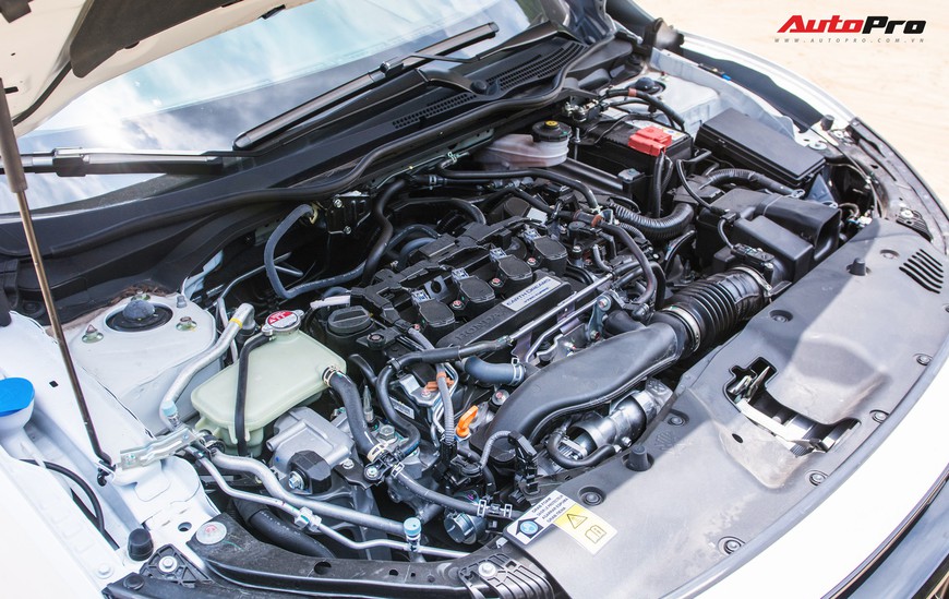 Đánh giá Honda Civic RS 2019 - Lựa chọn cần cả con tim và lý trí - Ảnh 5. Đánh giá Honda Civic RS 2019 - Lựa chọn cần cả con tim và lý trí - Ảnh 5.