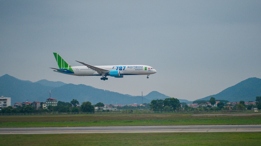 Trải nghiệm thương gia trên Boeing 787-9 Dreamliner của Bamboo Airways: Dễ hiểu vì sao mỗi tấm vé có giá cao hơn hàng triệu đồng - Ảnh 15. Trải nghiệm thương gia trên Boeing 787-9 Dreamliner của Bamboo Airways: Dễ hiểu vì sao mỗi tấm vé có giá cao hơn hàng triệu đồng - Ảnh 15.