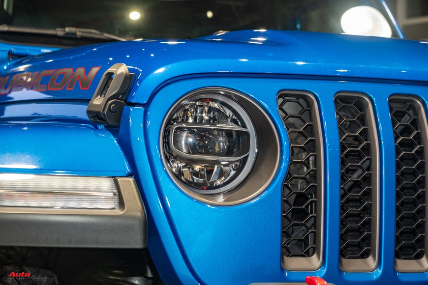 Đánh giá nhanh Jeep Gladiator Rubicon giá 3,498 tỷ đồng tại Việt Nam - Bán tải chất chơi cho nhà giàu - Ảnh 4. Đánh giá nhanh Jeep Gladiator Rubicon giá 3,498 tỷ đồng tại Việt Nam - Bán tải chất chơi cho nhà giàu - Ảnh 4.