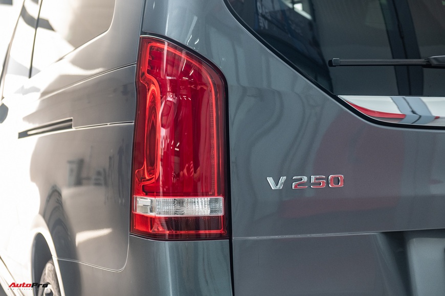 Đánh giá nhanh Mercedes-Benz V 250 AMG: Hơn 3 tỷ đổi đẳng cấp thương gia cho người Việt - Ảnh 10. Đánh giá nhanh Mercedes-Benz V 250 AMG: Hơn 3 tỷ đổi đẳng cấp thương gia cho người Việt - Ảnh 10.