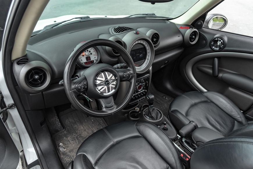 Chủ xe bán MINI Cooper bay trong một nốt nhạc với mức giá nhỉnh hơn Ford EcoSport chỉ 10 triệu đồng - Ảnh 5. Chủ xe bán MINI Cooper bay trong một nốt nhạc với mức giá nhỉnh hơn Ford EcoSport chỉ 10 triệu đồng - Ảnh 5.