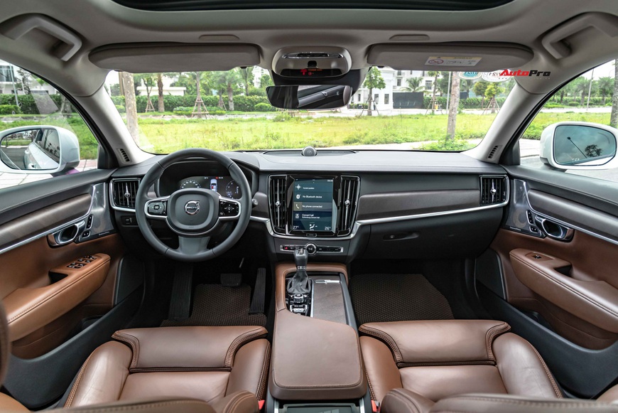 Hàng hiếm Volvo V90 Cross Country bán lại rẻ hơn mua mới 800 triệu, mức ODO đáng kinh ngạc sau 2 năm - Ảnh 4. Hàng hiếm Volvo V90 Cross Country bán lại rẻ hơn mua mới 800 triệu, mức ODO đáng kinh ngạc sau 2 năm - Ảnh 4.
