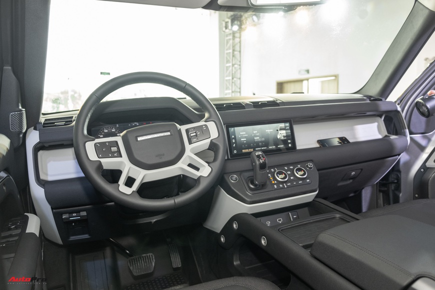 Chi tiết Land Rover Defender 2021: Xe off-road cho nhà giàu Việt, nhiều tính năng hay ho, giá cao nhất 6,31 tỷ đồng - Ảnh 10. Chi tiết Land Rover Defender 2021: Xe off-road cho nhà giàu Việt, nhiều tính năng hay ho, giá cao nhất 6,31 tỷ đồng - Ảnh 10.