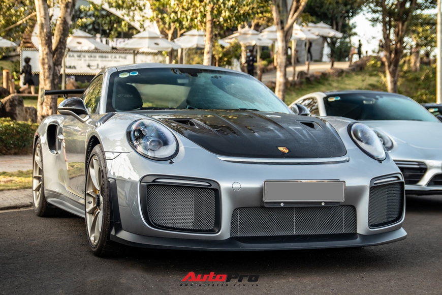 Sau 2 năm về garage, Porsche 911 GT2 RS giá hơn 20 tỷ đồng của doanh nhân Đặng Lê Nguyên Vũ lần đầu tiên lộ diện - Ảnh 1. Sau 2 năm về garage, Porsche 911 GT2 RS giá hơn 20 tỷ đồng của doanh nhân Đặng Lê Nguyên Vũ lần đầu tiên lộ diện - Ảnh 1.
