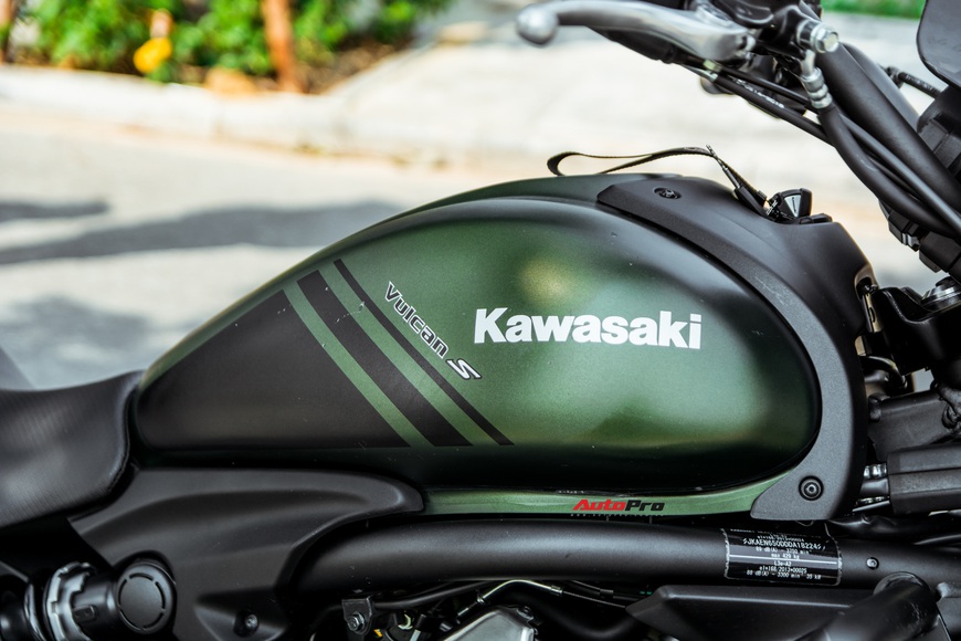 Người dùng đánh giá Kawasaki Vulcan S 650: Tưởng già mà 1998 ngồi lên quá hợp lý nhưng còn điểm trừ cần biết cho người muốn bỏ hơn 200 triệu mua phân khối lớn - Ảnh 9.