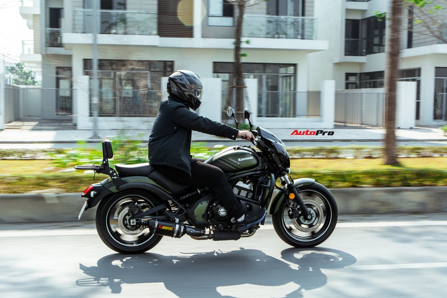 Người dùng đánh giá Kawasaki Vulcan S 650: Tưởng già mà 1998 ngồi lên quá hợp lý nhưng còn điểm trừ cần biết cho người muốn bỏ hơn 200 triệu mua phân khối lớn - Ảnh 13.