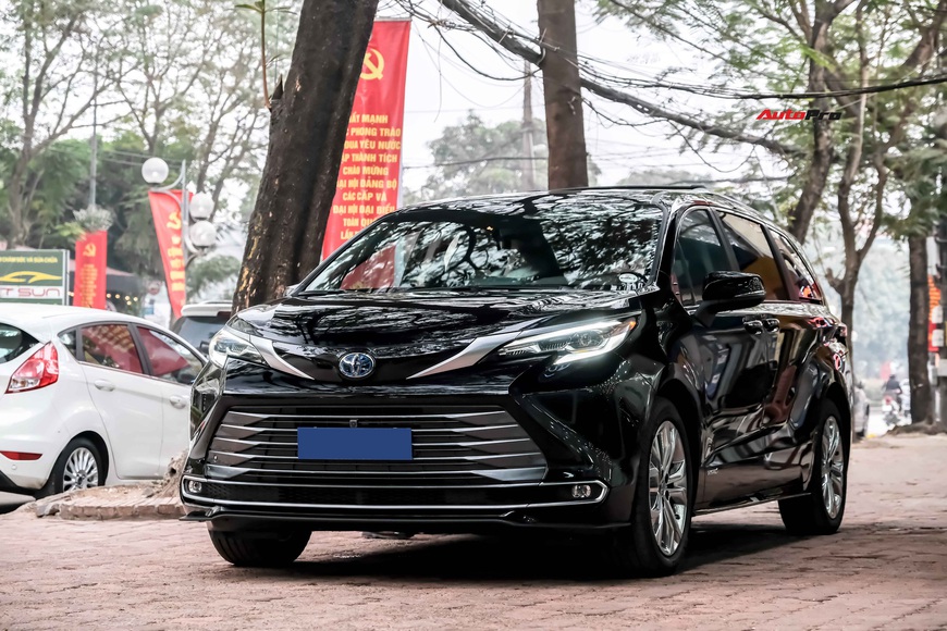 Chi tiết Toyota Sienna 2021 đầu tiên Việt Nam: Ngoài hầm hố như SUV, trong sang xịn chuẩn minivan cho nhà giàu - Ảnh 9.