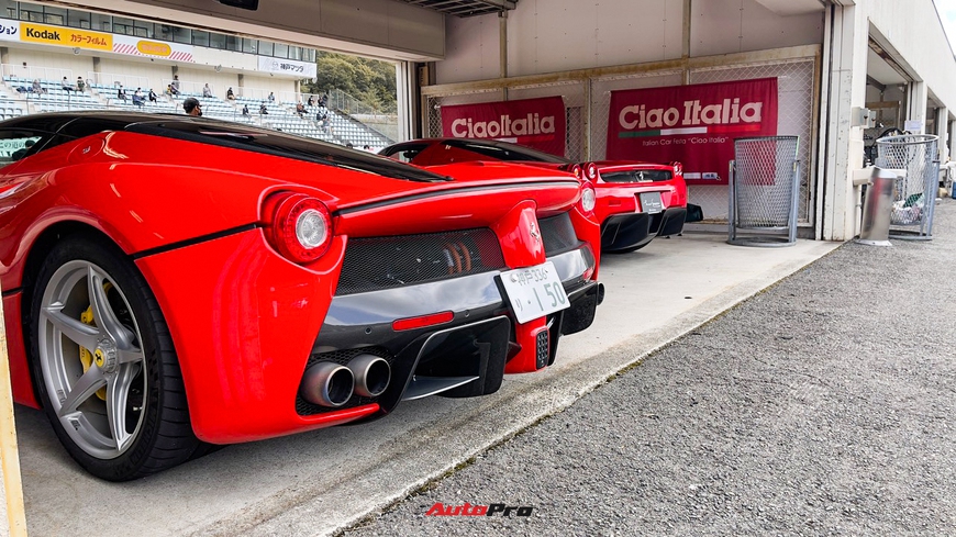 Dàn siêu xe hàng hiếm tụ họp tại Nhật Bản: Giá trị ước tính hàng chục triệu USD, Ferrari Monza SP1 giá triệu đô cũng trở nên bình thường - Ảnh 24. Dàn siêu xe hàng hiếm tụ họp tại Nhật Bản: Giá trị ước tính hàng chục triệu USD, Ferrari Monza SP1 giá triệu đô cũng trở nên bình thường - Ảnh 24.