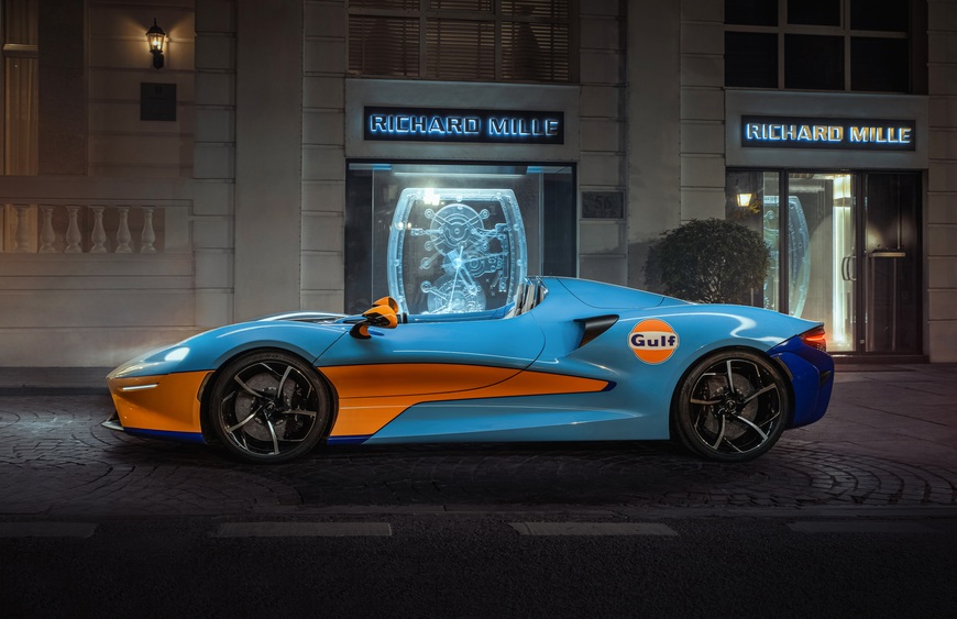 Siêu phẩm không kính McLaren Elva bất ngờ lộ ảnh thả dáng tại Hà Nội, kết thúc hành trình vòng quanh thế giới - Ảnh 5. Siêu phẩm không kính McLaren Elva bất ngờ lộ ảnh thả dáng tại Hà Nội, kết thúc hành trình vòng quanh thế giới - Ảnh 5.