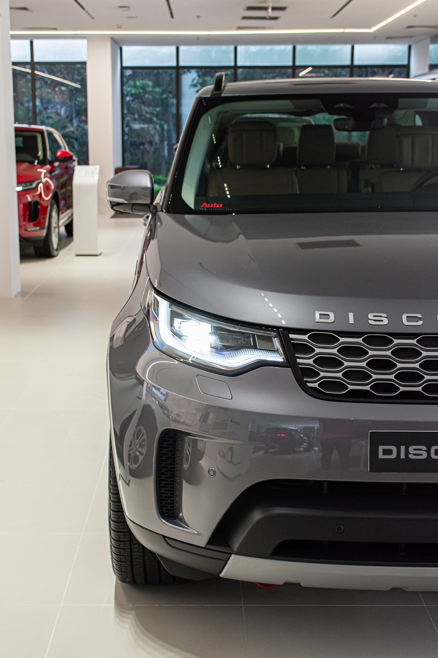 Khám phá Land Rover Discovery 2021 giá hơn 5 tỷ đồng: Có ghế sân vận động khác lạ - Ảnh 3. Khám phá Land Rover Discovery 2021 giá hơn 5 tỷ đồng: Có ghế sân vận động khác lạ - Ảnh 3.