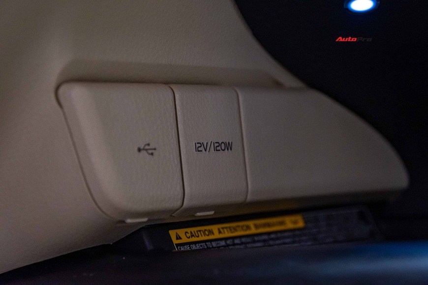 Chi tiết Toyota Camry 2.0Q 2022 tại đại lý: Phiên bản hot nhất, hợp khách Việt, giá 1,167 tỷ đồng - Ảnh 11.
