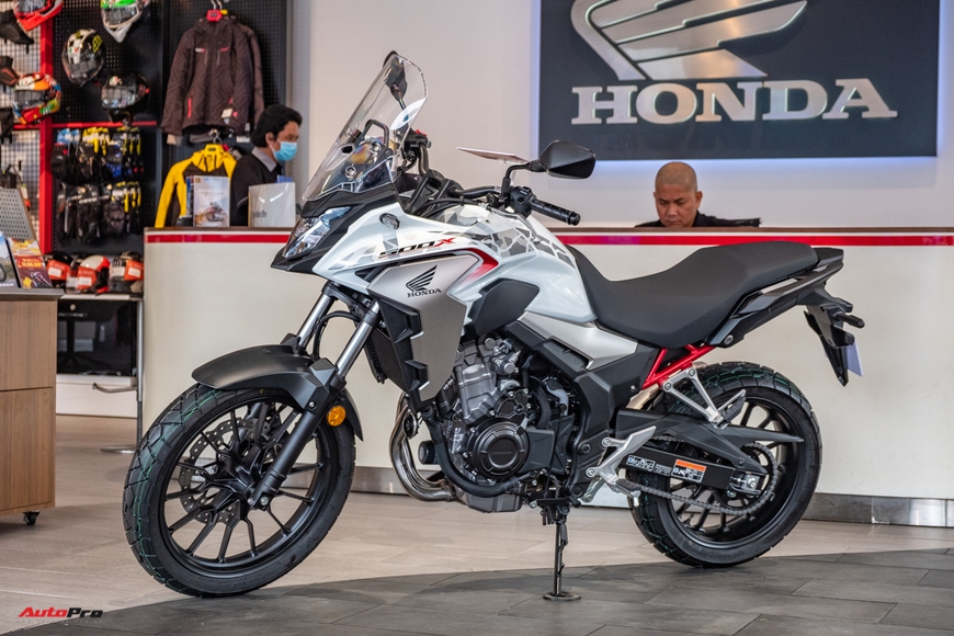 Lô Honda CB500X 2021 đầu tiên về đại lý Việt Nam - Mô tô đường dài giá 188 triệu đồng cho người mới chơi - Ảnh 1. Lô Honda CB500X 2021 đầu tiên về đại lý Việt Nam - Mô tô đường dài giá 188 triệu đồng cho người mới chơi - Ảnh 1.