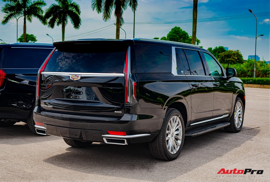 Cadillac Escalade ESV giá gần 12 tỷ đồng - SUV full-size hạng sang cho nhà giàu Việt - Ảnh 12.