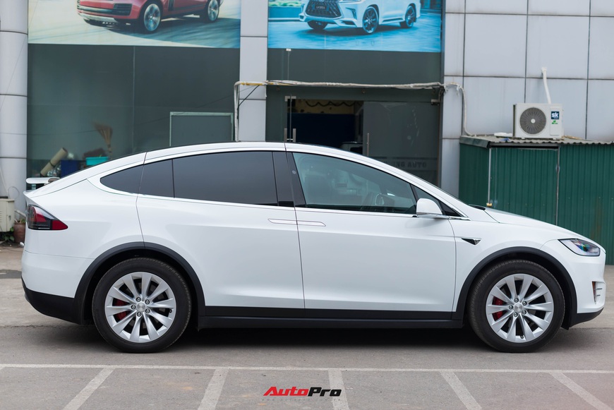 Chi tiết Tesla Model X Performance giá hơn 7 tỷ đầu tiên tại Việt Nam: Chiếc SUV tăng tốc ngang ngửa Bugatti - Ảnh 10.